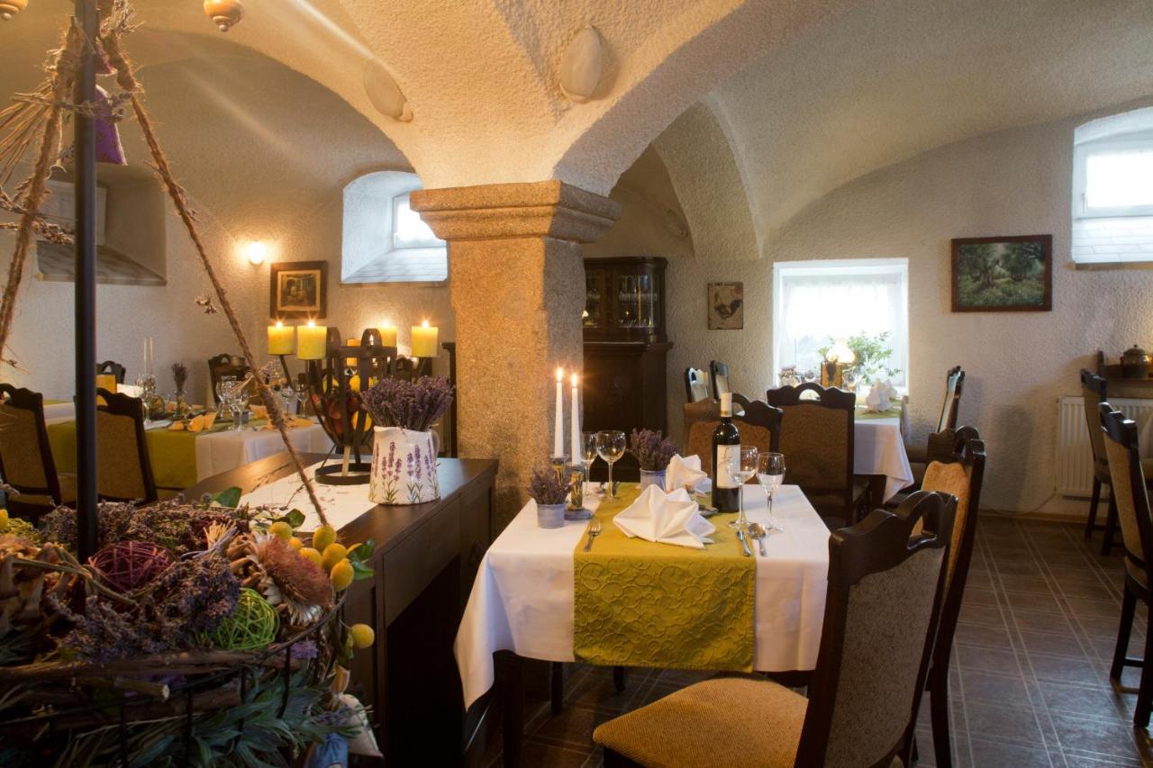 Logis L Auberge Gutshof Bischofswerda Dış mekan fotoğraf