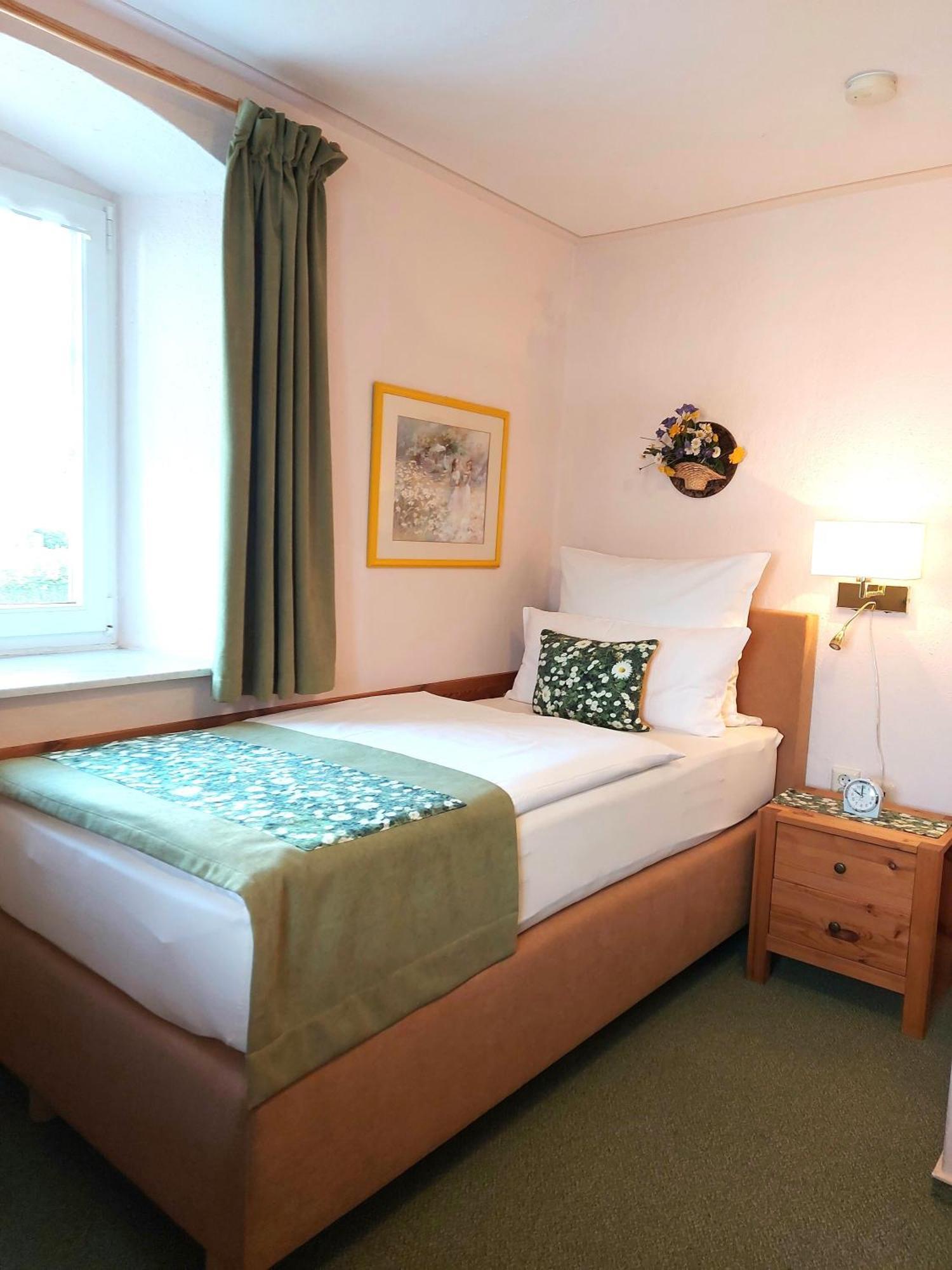 Logis L Auberge Gutshof Bischofswerda Dış mekan fotoğraf